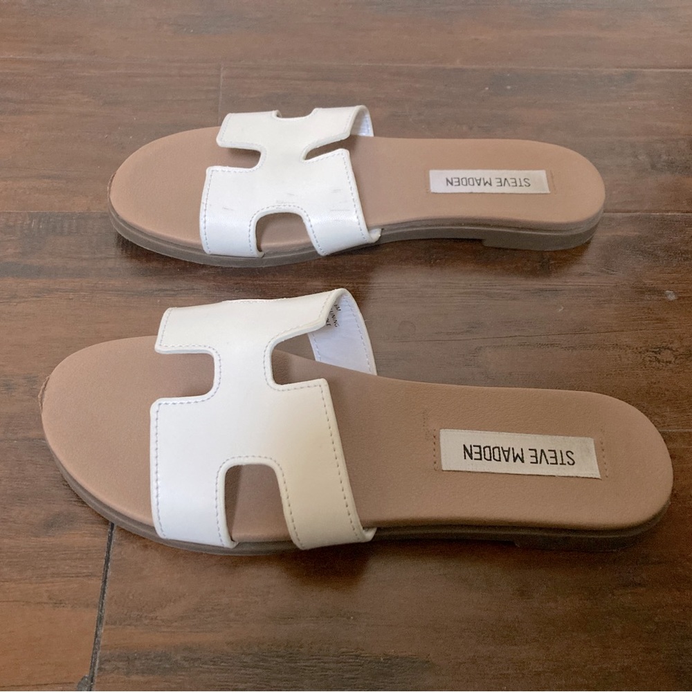 Steve Madden Hoku White Leather Sandals